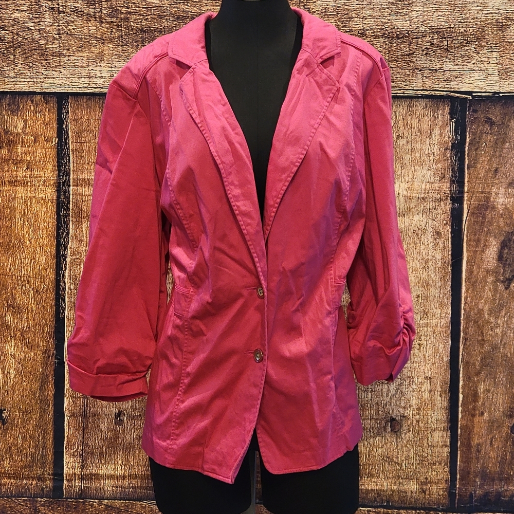 Avenue pink blazer size 26